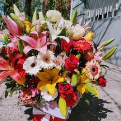 Flores Y Dulces